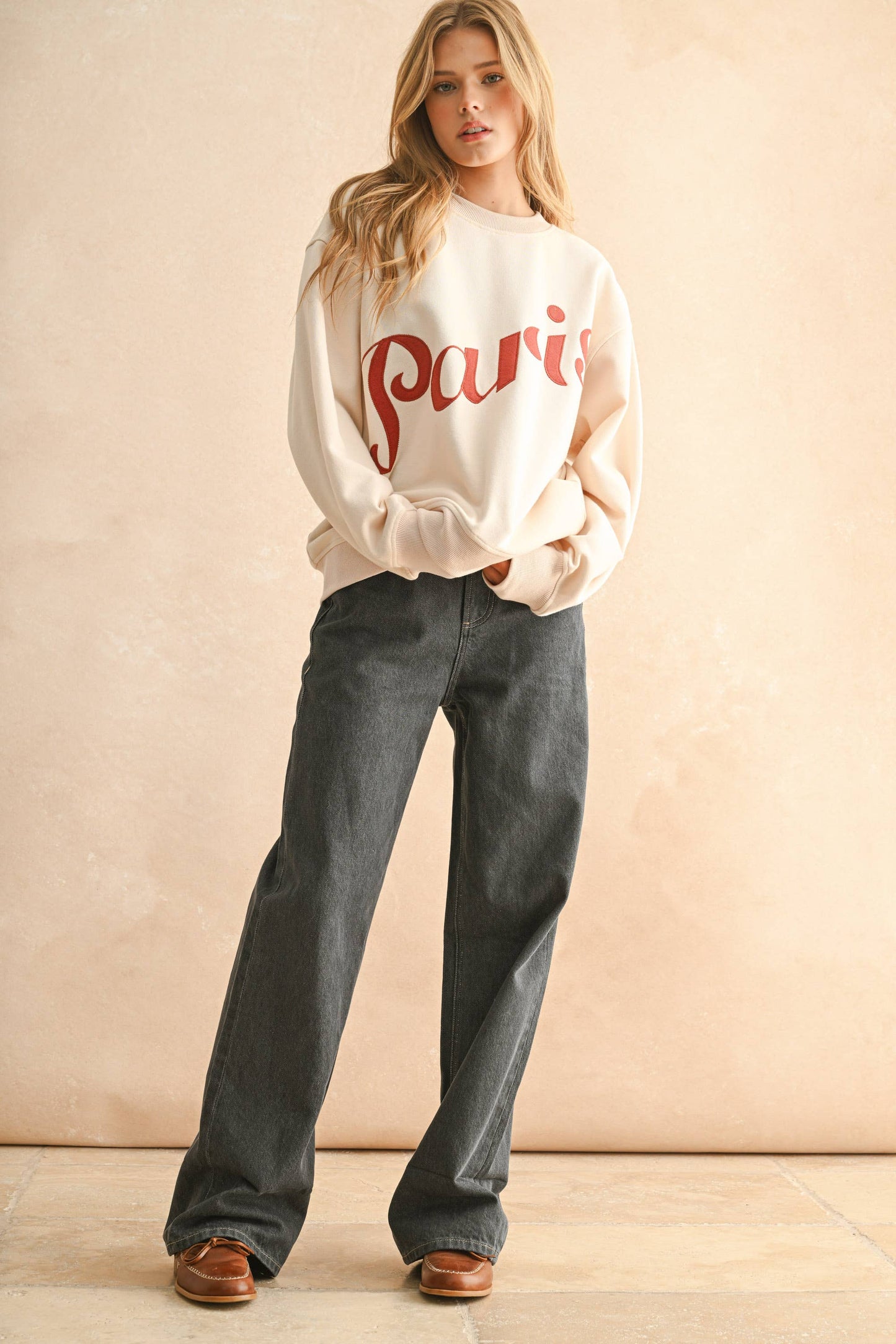 PARIS PATCH FRONT SWEATSHIRT