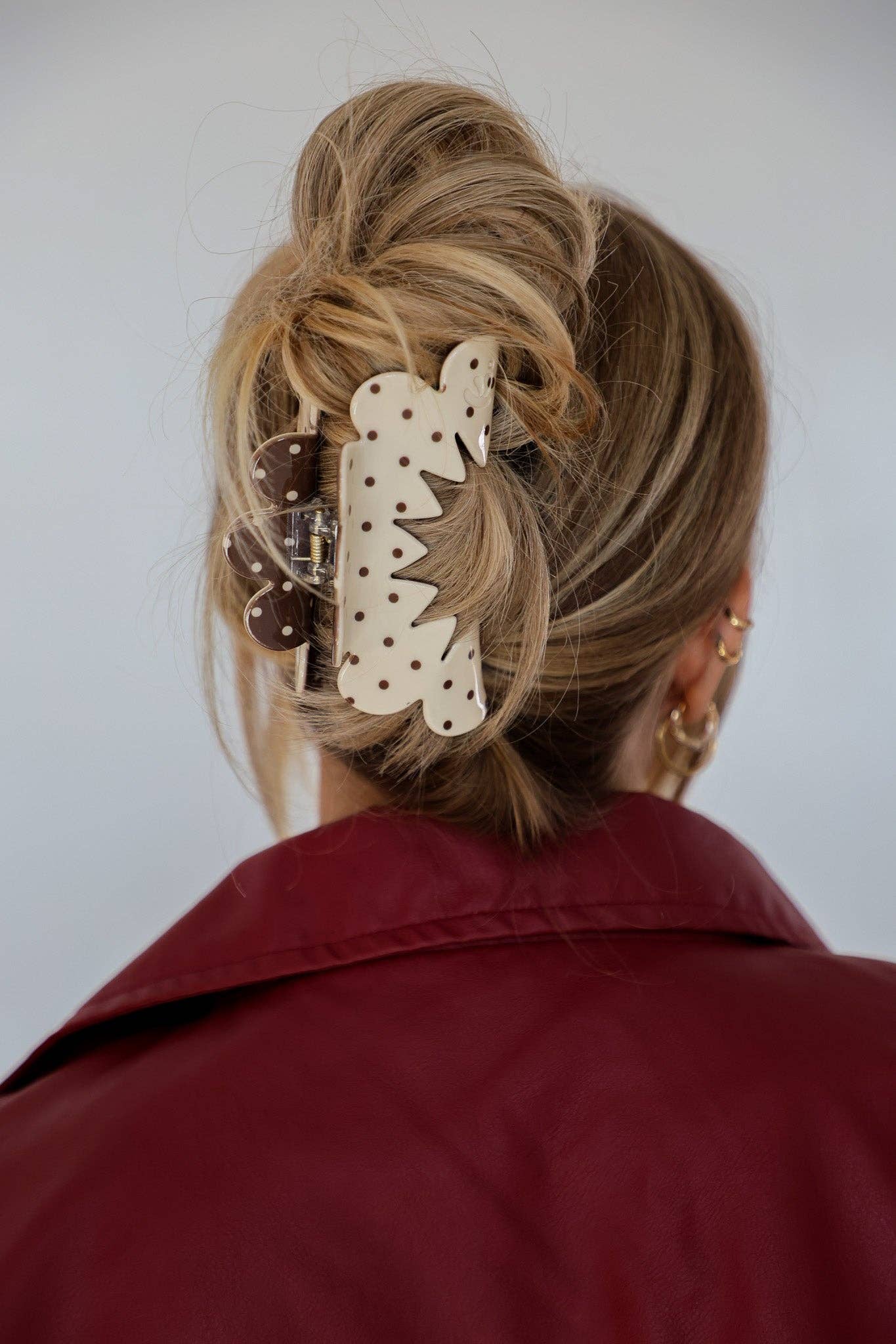 BROWN & CREAM PETAL ARCH CLAW